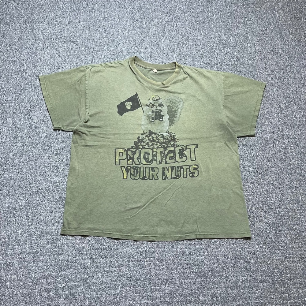 Vintage Protect Your Nuts Squirrel Graphic T Shirt Olive Green Distressed 90s